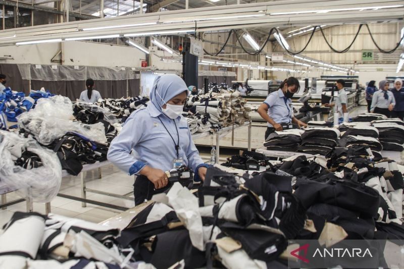 Kemenperin Perkuat Program Produk Dalam Negeri: Logo TKDN Baru Mudahkan Identifikasi, Target Nasional 50% di 2024