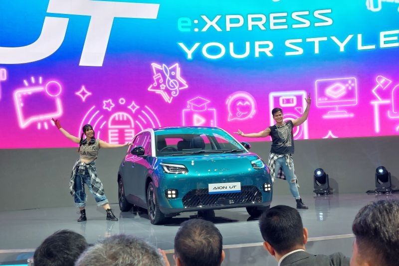Mengenal GAC AION UT: Mobil Listrik Futuristik Berdesain Mata Burung Hantu yang Debut di GIIAS 2025