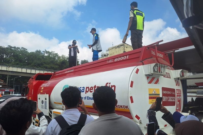 Masyarakat Kini Bisa Intip Dapur SPBU: Pertamina Sumbagsel Libatkan Konsumen dalam Program Pantau SPBU