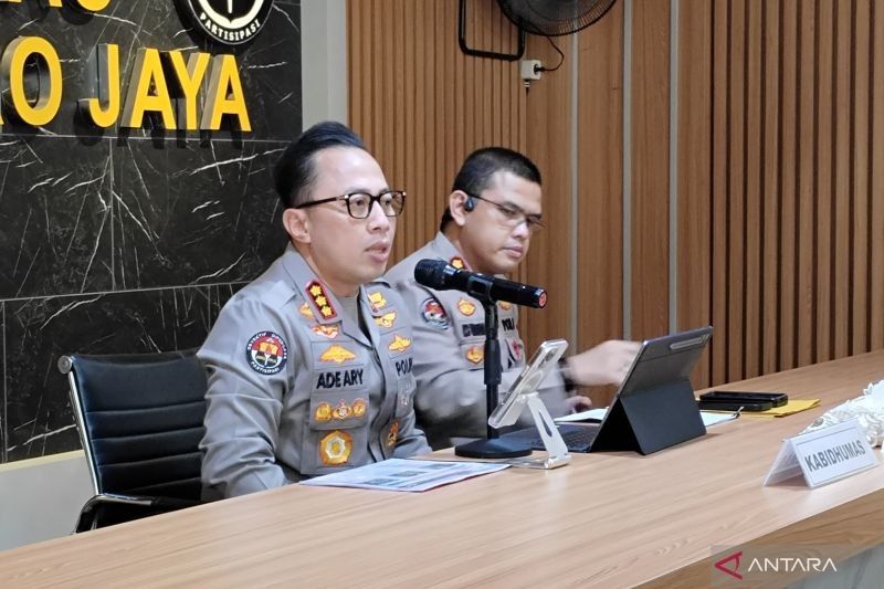 Terungkap! Polisi Sita Ijazah Jokowi untuk Uji Forensik, Buntut Tudingan Palsu?