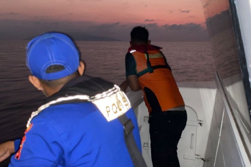 Tragis! Kapal Patah Kemudi di Utara Flores Hilang Kontak, Tim SAR Dikerahkan