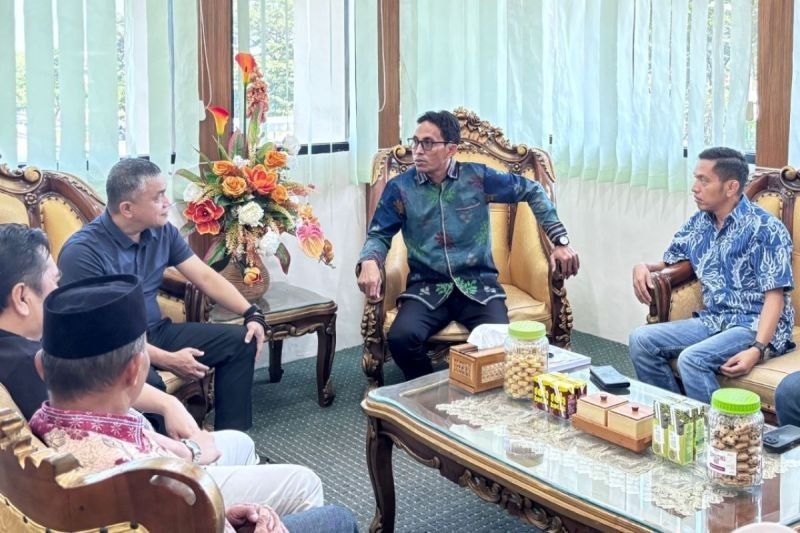 KPU Palu Serahkan Laporan Pilkada 2024: Bukti Akuntabilitas dan Inovasi Pendidikan Pemilih