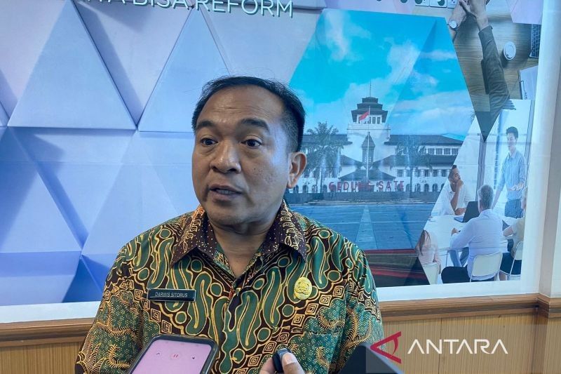 BPS Jabar: Terungkap, Beras Oplosan Sumbang 22,03% Garis Kemiskinan di Perkotaan, Mendesak Ditangani!