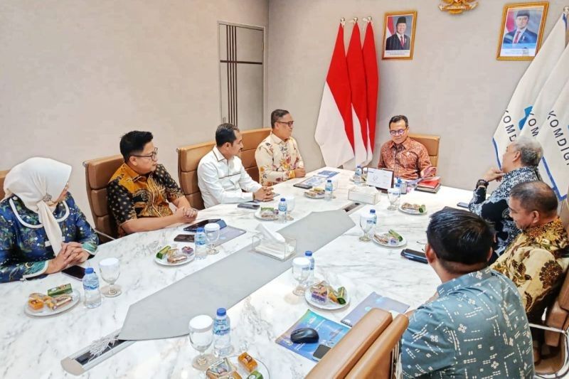 Fakta Unik: Kepri Siapkan 3.000 Hektare Lahan AI, Komdigi Dukung Transformasi Digital Kepri Atasi Blankspot