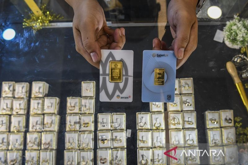 Harga Emas di Pegadaian Kembali Anjlok: Turun Hingga Rp15.000/Gram Selama Dua Hari Berturut-turut!