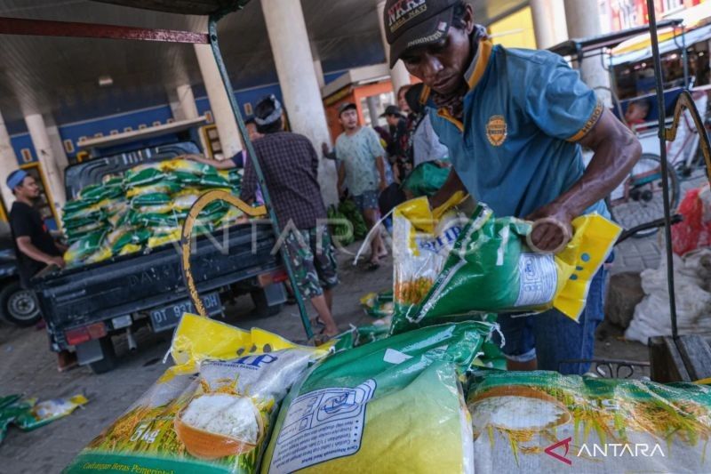 Tahukah Anda? Bulog dan TNI Bersinergi Salurkan Bantuan Pangan di NTB, Jamin Distribusi Tepat Sasaran