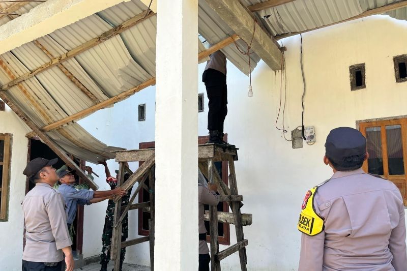 Trivia: 40 Personel Polres Poso Dikerahkan Bantu Korban Gempa Bumi di Poso, Prioritaskan Pemulihan Tiga Desa