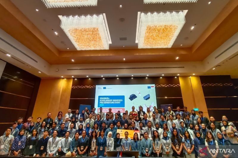 Tahukah Anda? Indonesia Peringkat ke-8 Dunia dalam Beasiswa Erasmus+! 260 Mahasiswa dan Dosen Raih Kesempatan Emas