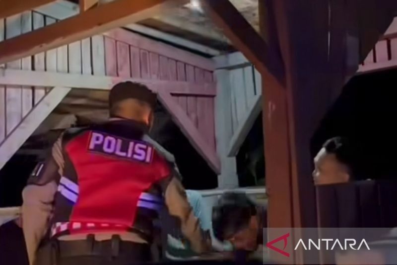 Fakta Unik: 637 Botol Miras Disita! Polres Cianjur Gencarkan Razia, Sasar Kios Berkedok Depot Jamu dalam Penyitaan Miras Cianjur