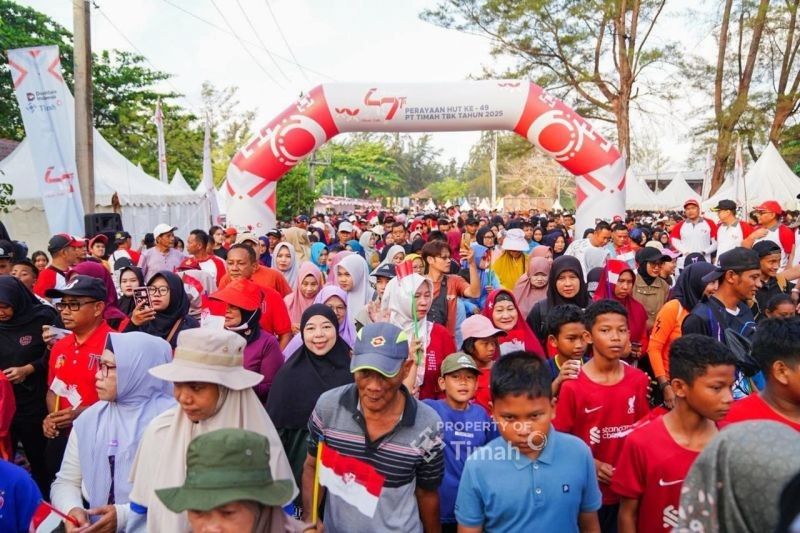 Seribuan Warga Belitung Timur Antusias Ikuti Jalan Sehat Merah Putih PT Timah Tbk, Semarakkan HUT Ke-49
