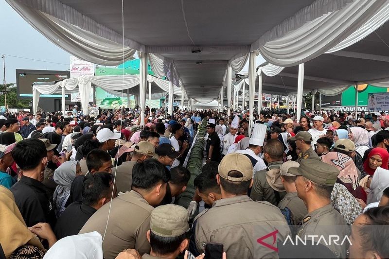 Pecahkan Rekor MURI, Bandarlampung Hadirkan Sekubal Terbesar di Dunia Sepanjang 25 Meter!