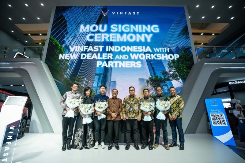 Fakta Unik VinFast: Perluas Jaringan Hingga 85 Showroom, Target 100 Tahun Ini!