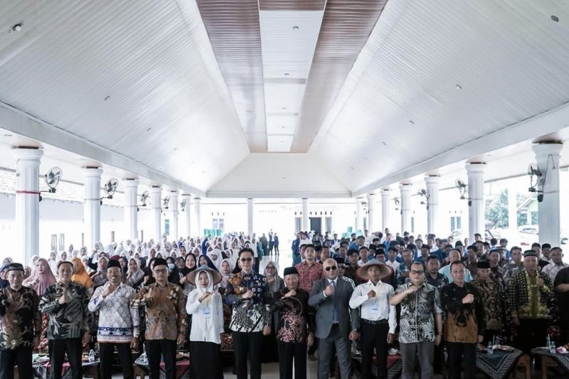 Fakta Mengejutkan 34% Lulusan SD di Lamsel, Bupati Ajak Peran Generasi Muda Lampung Selatan dalam Pembangunan