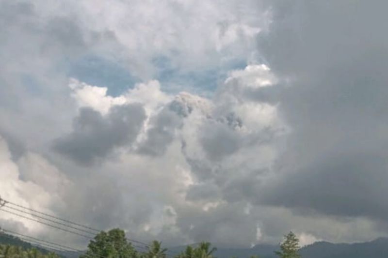 Erupsi Gunung Dukono: Kolom Abu Vulkanik Capai 3.500 Meter, Warga Diminta Waspada