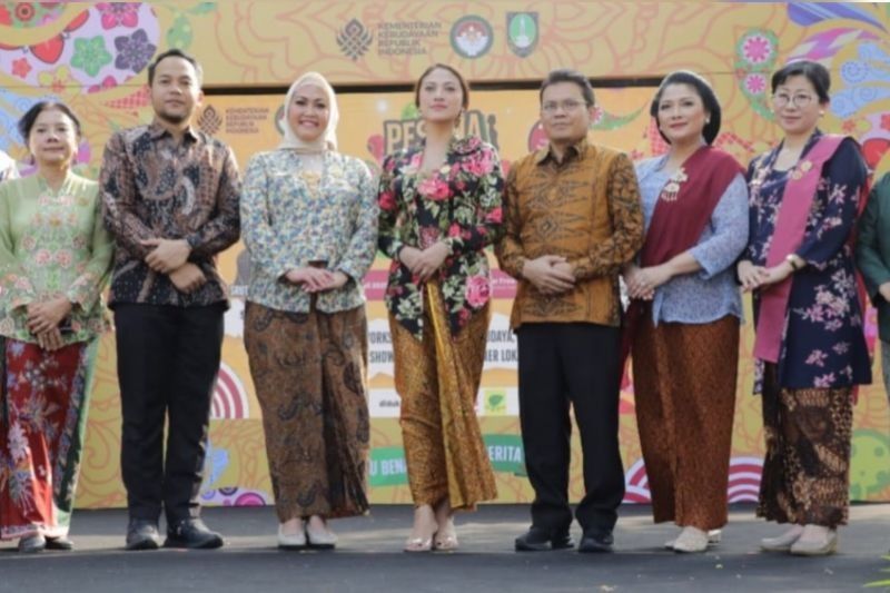Tahukah Anda? Kebaya Kini Ditetapkan UNESCO, Kemenbud Ajak Hidupkan Kebaya Identitas Bangsa