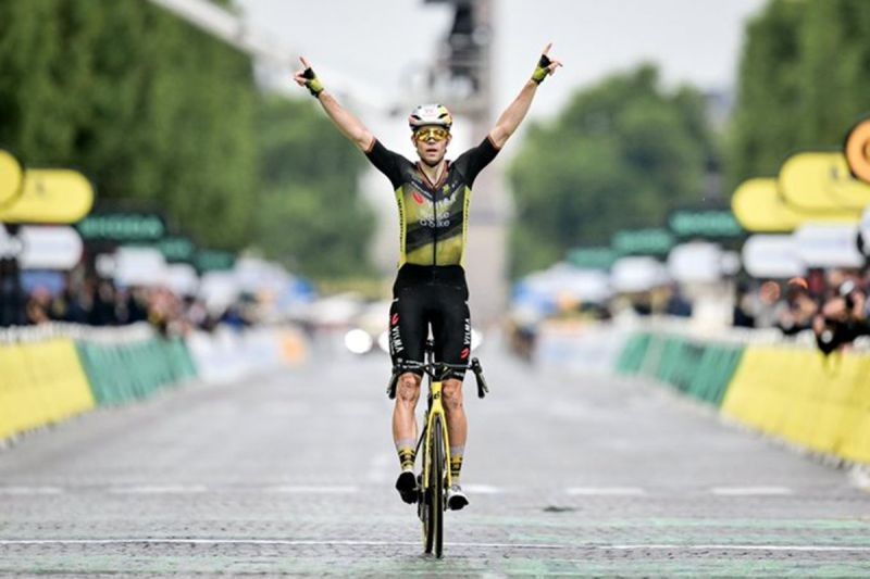 Wout van Aert Raih Kemenangan Etape Terakhir Tour de France, Tadej Pogacar Kunci Juara Umum Keempat Kali