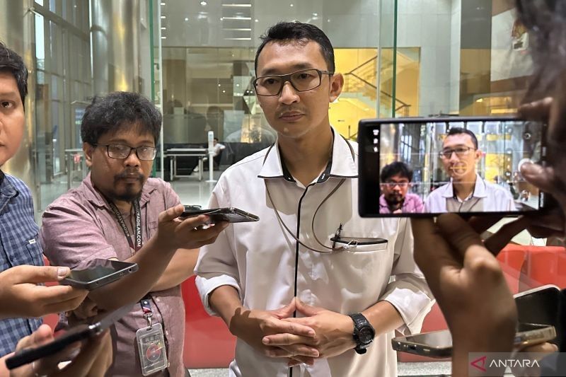 Terungkap! KPK Dalami Asal Usul Motor di Rumah Ridwan Kamil, Tersangkut Kasus Korupsi Bank BJB?