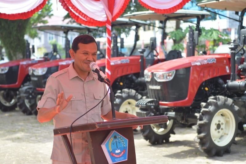 Wagub Aceh Salurkan Bantuan Alsintan Kementan untuk Tiga Daerah, Perkuat Ketahanan Pangan Nasional