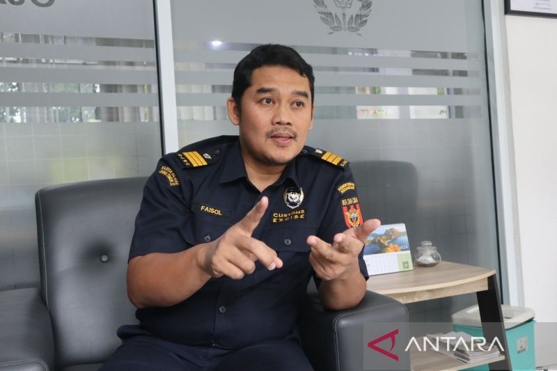 Terungkap! Ratusan Bungkus Rokok Ilegal di Labuan Bajo Disita, Potensi Rugikan Negara Hampir Rp700 Juta