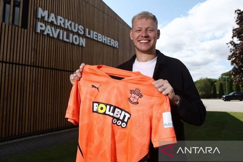 Newcastle United Dikabarkan Lirik Aaron Ramsdale, Kiper yang Pernah Terdegradasi dari Liga Primer