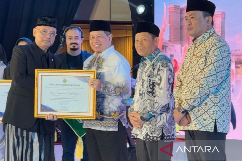 PPIH Embarkasi Banjarmasin Raih Penghargaan Haji 2025: Bukti Kesigapan Mengelola 'Kursi Kosong'