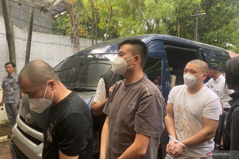Terungkap! 11 WNA Menyamar Polisi Wuhan di Jakarta, Polisi Kesulitan Bongkar Jaringan Penipuan Internasional