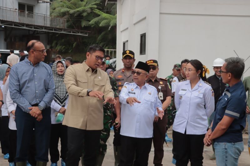 Tahukah Anda Kandungan Protein Susu Lokal Tinggi? Wamentan Dorong Produksi untuk Program Makan Bergizi Gratis
