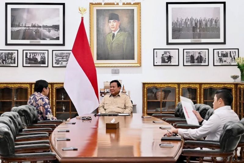 Fakta Unik: Stok Beras Nasional Capai 4,2 Juta Ton, Prabowo Panggil Menteri Bahas Pangan hingga Perumahan Subsidi