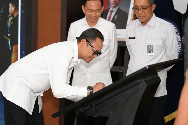 Ditjen Imigrasi Teken Pakta Integritas: Langkah Nyata Wujudkan Pelayanan Profesional dan Bebas KKN
