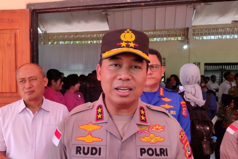 Terapi Ketukan untuk Jiwa Tangguh: Polda NTT Tingkatkan Kesehatan Mental Anggota Polri dengan Bening Psikologi