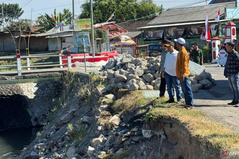 Fakta Unik Sungai Subentoro: Pemkab Mojokerto Sigap Perbaiki Tanggul Ambrol 50 Meter di Banjaragung