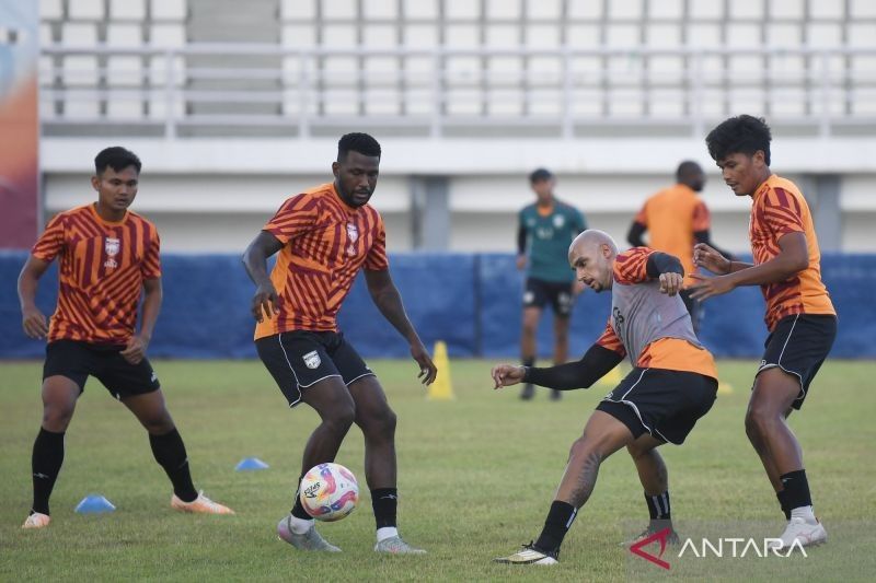 Rahasia Kekompakan Borneo FC: Fabio Lefundes Ungkap Kunci Sukses Jelang BRI Super League 2025/2026 dengan 9 Pemain Asing