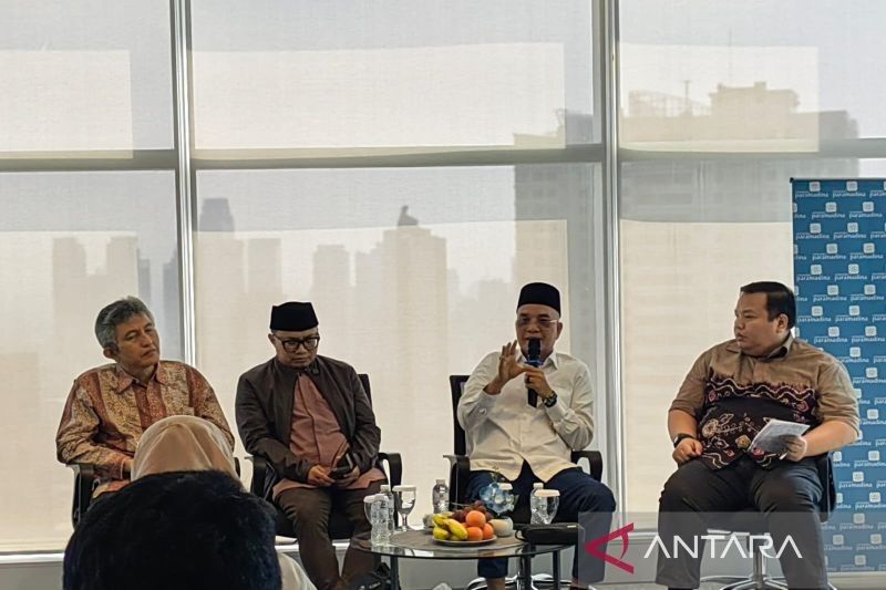 Fakta Baru: DPR Minta BPKH Lebih Berani dalam Investasi Dana Haji, Target 12% untuk Jamaah