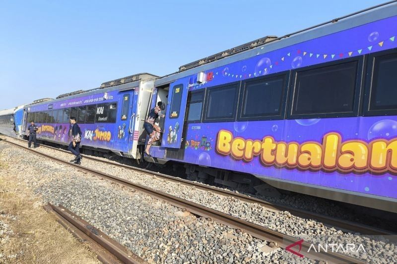 Fakta Unik: KAI Batalkan Perjalanan Kereta Api Argo Sindoro Imbas Anjloknya KA Argo Bromo Anggrek