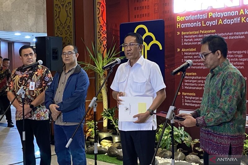 Keppres Amnesti dan Abolisi Langsung Berlaku Hari Ini: 1.178 Orang Dapat Pengampunan, Termasuk Hasto dan Tom Lembong