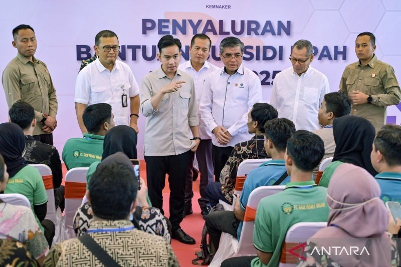 Pencairan BSU Diperpanjang Hingga 6 Agustus 2025: Apa Kata Pemerintah dan Aturan Insentif BUMN Terbaru?