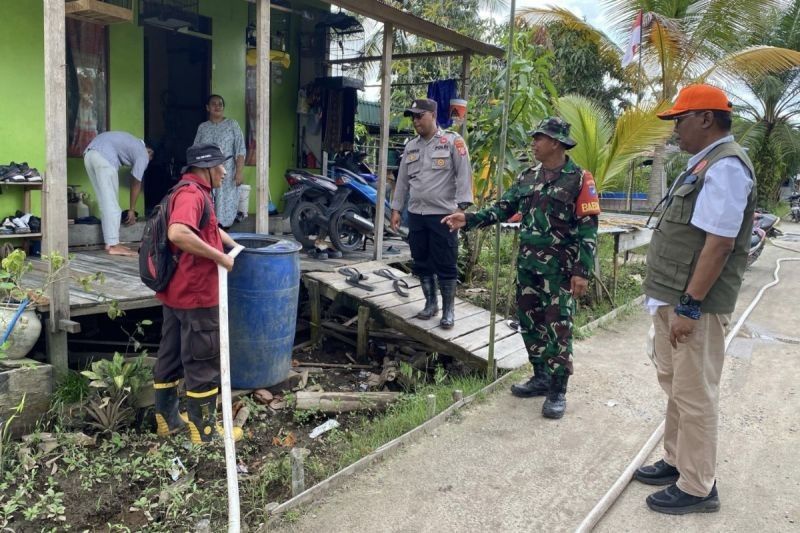 BPBD Kotim Distribusi Air Bersih 12 Ribu Liter: Mengapa Warga Bagendang Permai Sangat Membutuhkan?