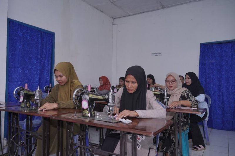Tahukah Anda? PLN Sumut Beri Pelatihan Menjahit, Tingkatkan Ekonomi Lokal dan Pemberdayaan Perempuan di Deli Serdang