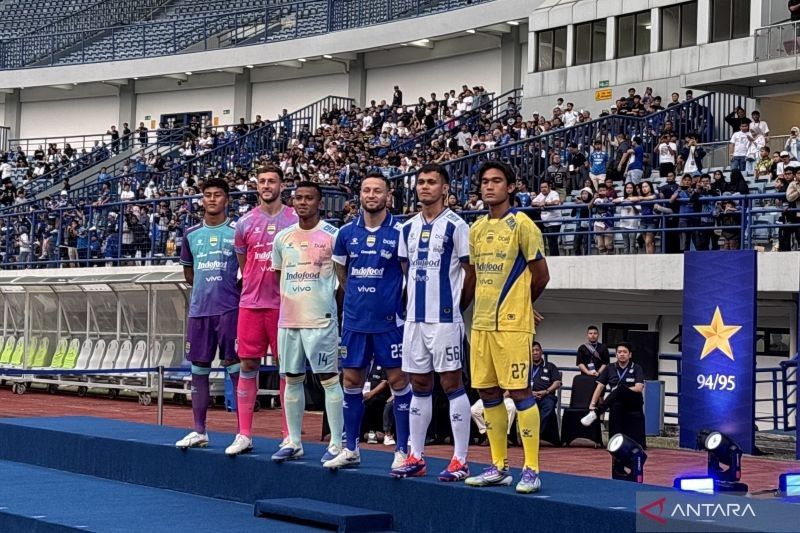 Terungkap! Filosofi di Balik Desain 'City of Champions' Jersi Persib Bandung Musim 2025/2026