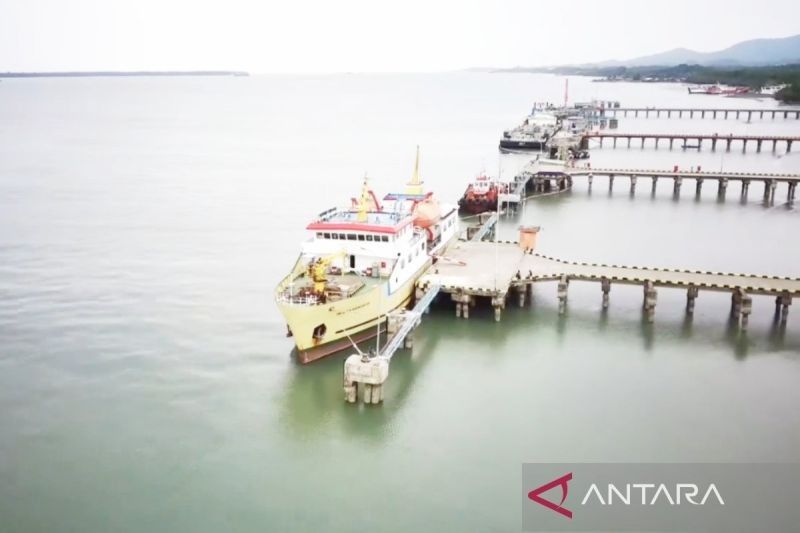 Rapor Hijau! Produktivitas Pelabuhan Satui dan Kotabaru Melonjak di Semester I 2025