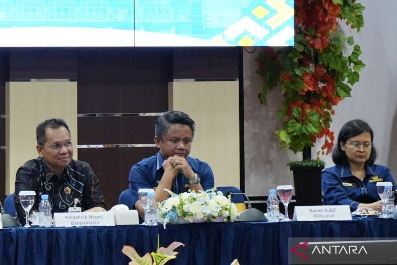 Trivia KUR: DJPb Kalsel Salurkan Kredit Usaha Rakyat (KUR) Rp2,5 Triliun ke 42 Ribu Debitur di Semester I 2025