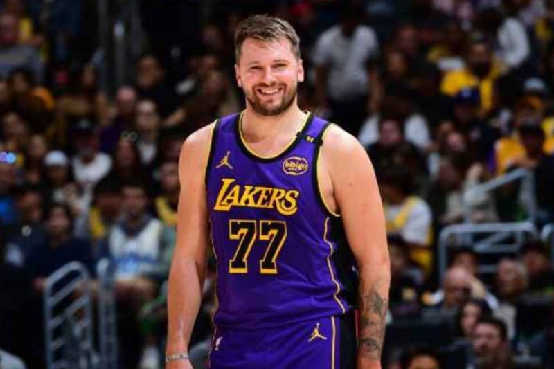 Resmi! Luka Doncic Perpanjang Kontrak Rp 2,5 Triliun dengan Lakers, Jadi Wajah Baru Waralaba?
