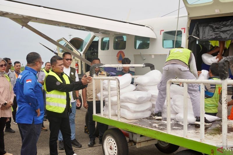 Fakta Unik: 60 Hari Tanpa Hujan, Modifikasi Cuaca Sukses Atasi Karhutla di Solok