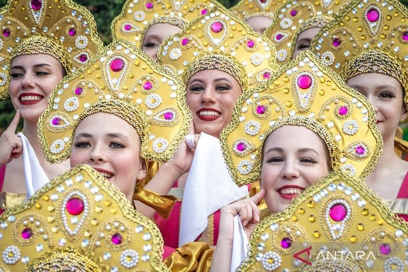 Fakta Menarik: Lima Negara Meriahkan Parade Budaya Jakarta di CFD Sudirman-Thamrin