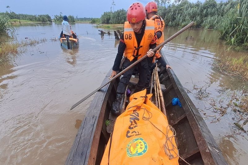 Tragis! Tubuh Korban Diterkam Buaya di Sungai Menduk Ditemukan Tim SAR, Kondisi Utuh Namun Luka Gigitan