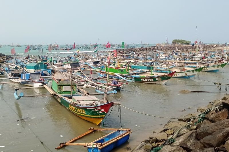 Fakta Tinggi Gelombang Empat Meter: Balawista Lebak Imbau Nelayan Waspada Bahaya Laut Selatan Banten