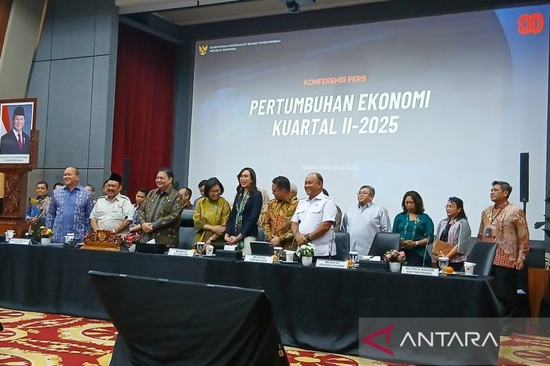 Fakta Mengejutkan Belanja Online: Menko Airlangga Bantah Isu Rohana-Rojali, Daya Beli Masyarakat Justru Meningkat!