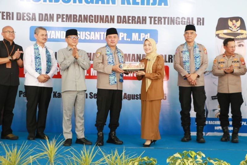 Kabaharkam Polri Ingatkan Santri Bijak Bermedsos: Hindari Perpecahan di Era Digital