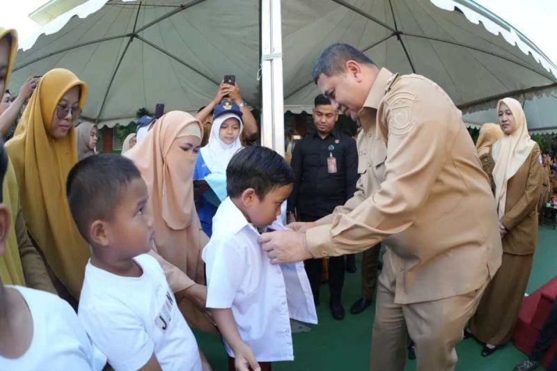 Fakta Unik: Program Seragam Gratis Makassar Ringankan Beban Warga, PGRI Sulsel Apresiasi
