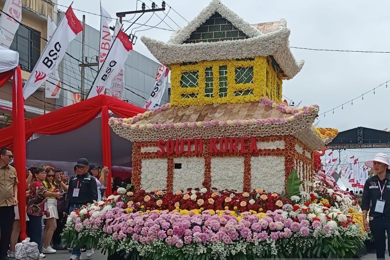 Fantastis! Tomohon International Flower Festival ke-13 Bidik 310 Ribu Wisatawan, Ini Targetnya!